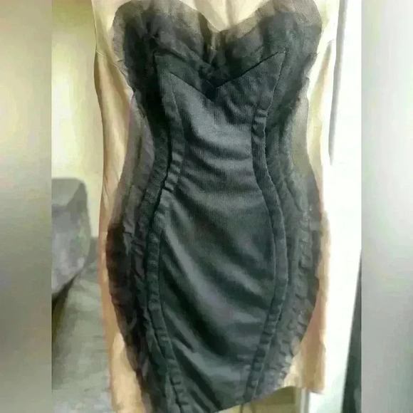 Custom made Silhouette mini dress - Picture 5 of 7